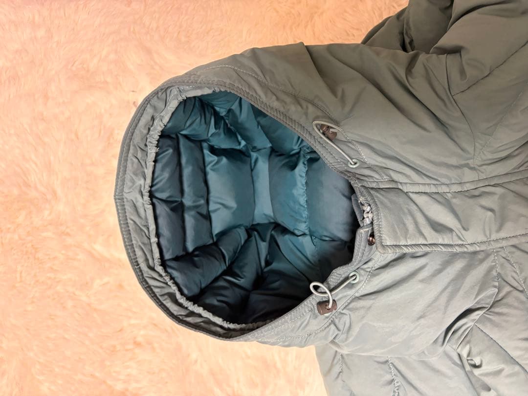 Columbia フード付きダウンジャケット グレー