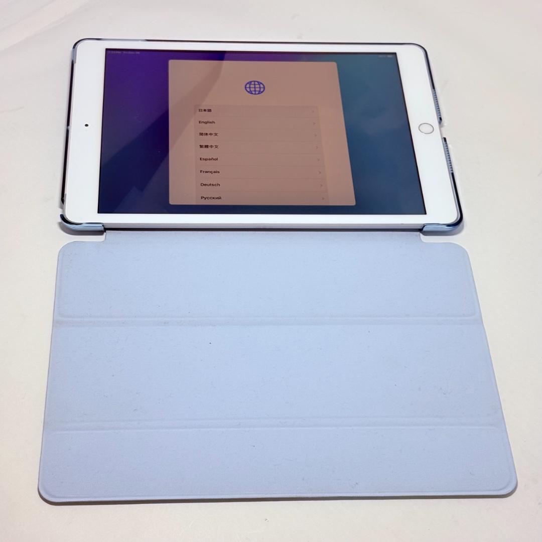 iPad 第7世代 A2198 Wi-Fiモデル ケース付き 中古 32GB③