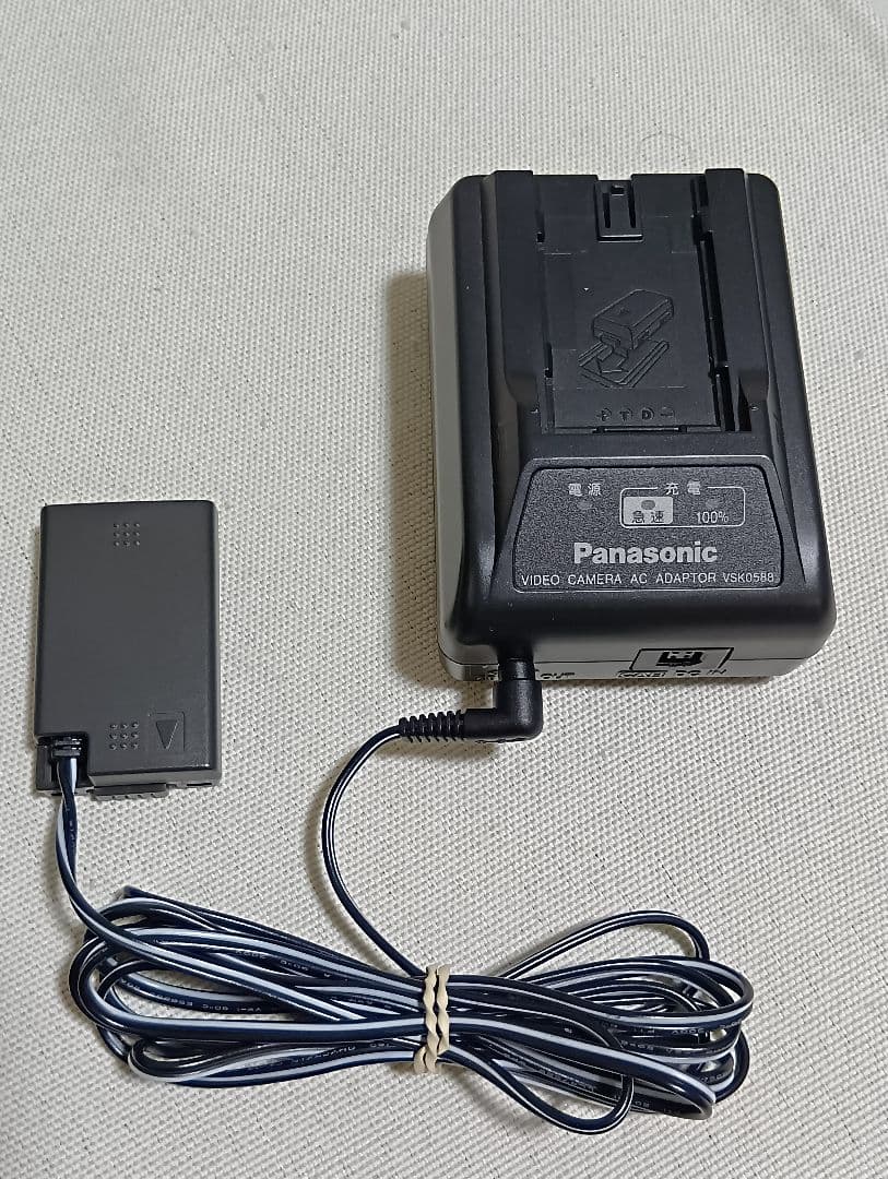 パナソニック　デジタルビデオカメラ　PANASONIC NV-C2