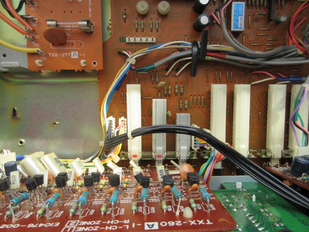 【訳アリ商品（メンテ失敗による故障品】ビクターSEA70　直さないと動作しません