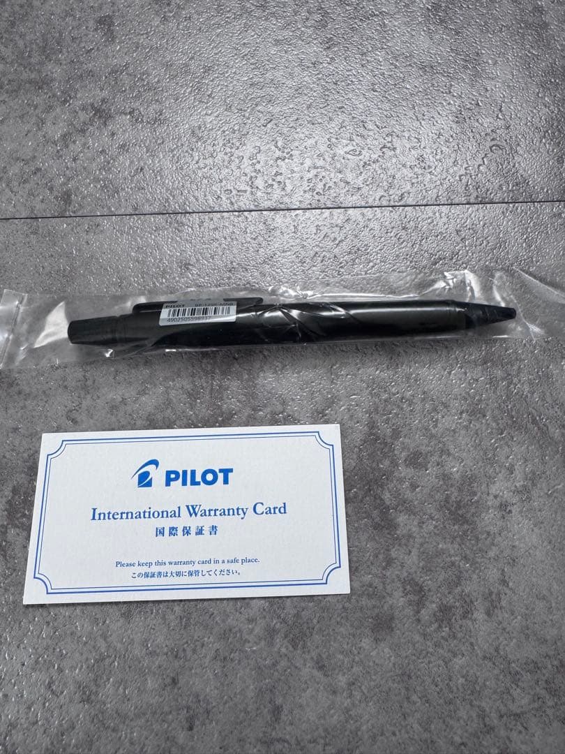 pilot RAIZ ボールペン　ミッドナイトブラック　パイロット　ライズ