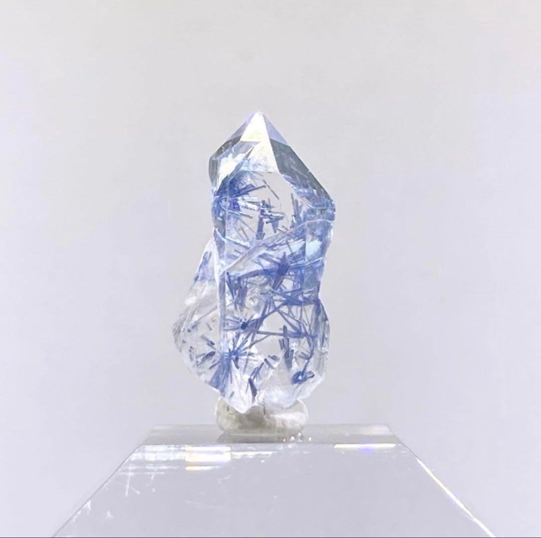 居*間様 デュモルチェライトインクォーツ　原石　鉱物標本　天然石　水晶　宝石 鉱