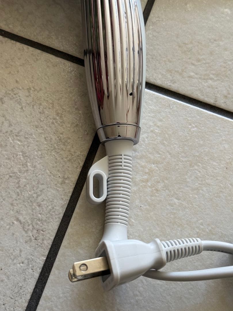 Refaビューテックヘアドライヤー 2021年度製　ホワイト　ノズル付き