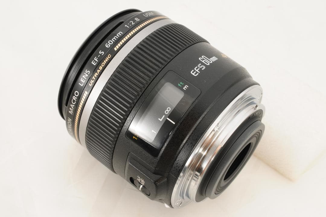 【❄単焦点マクロレンズ❄】 Canon EF-S 60mm F2.8 USM