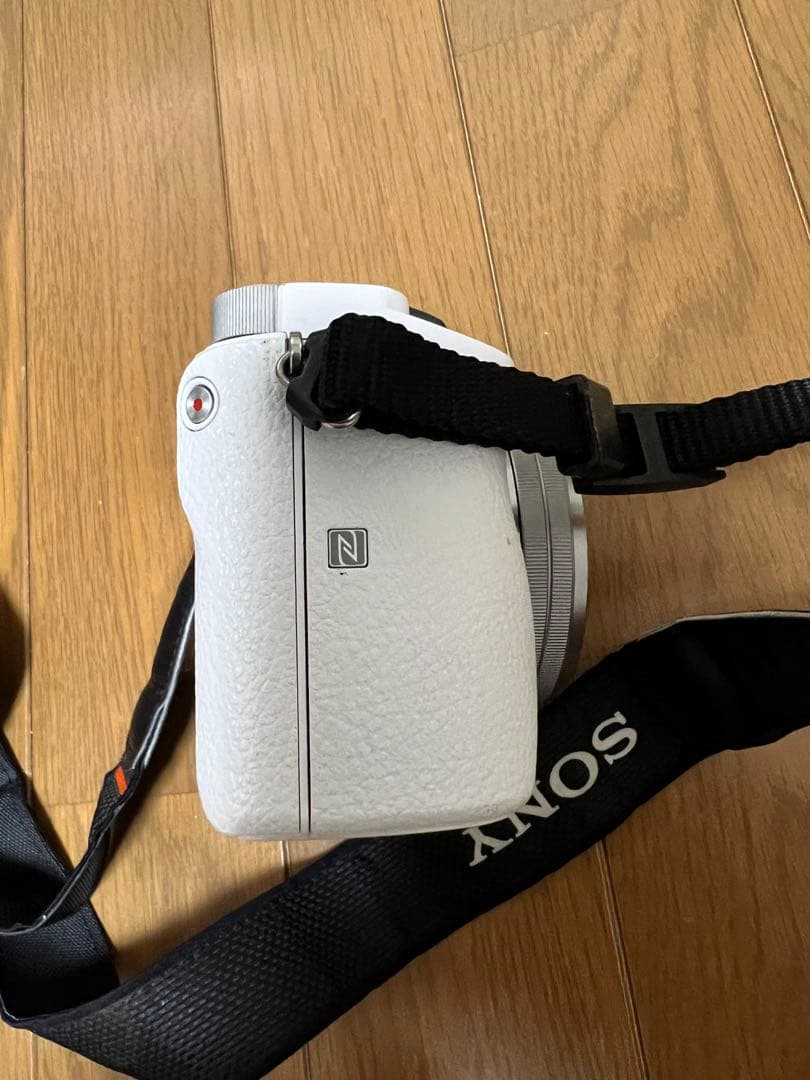 ソニー　SONY α6000 デジタル一眼レフカメラ　ダブルズームレンズキット