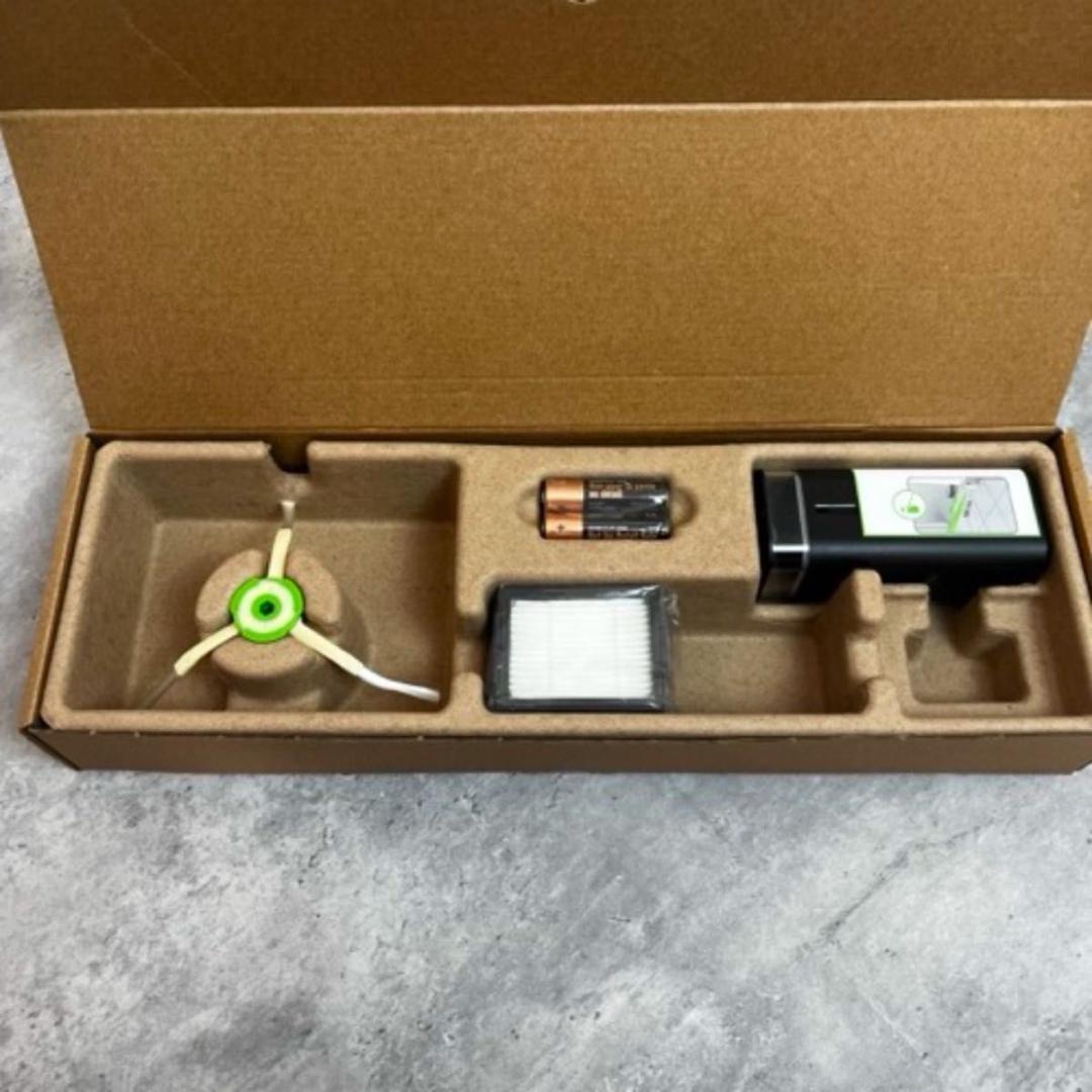 【美品】iRobot Roomba i7 ロボット掃除機