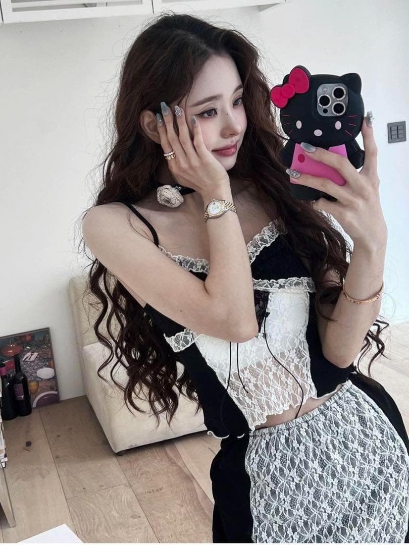 ジアちゃん着用 ♡セクシー可愛い黒白レースキャミソールミニスカートセットアップ