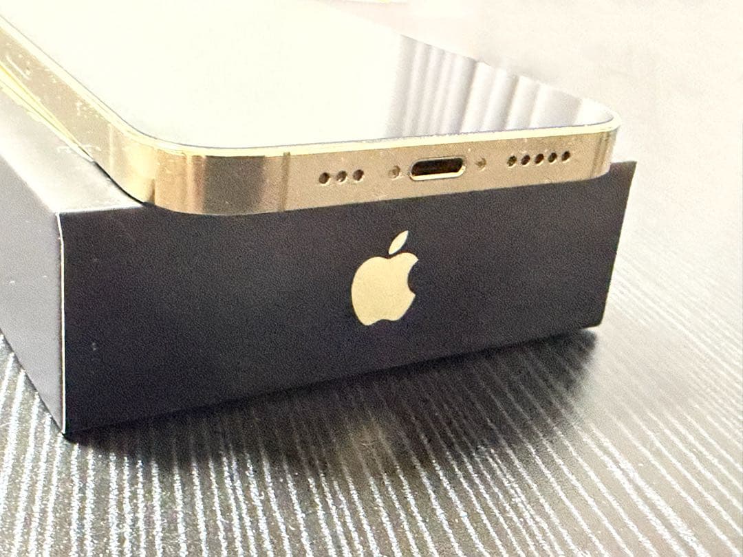 【極美品】iPhone 13 Pro 128GB ゴールド 本体