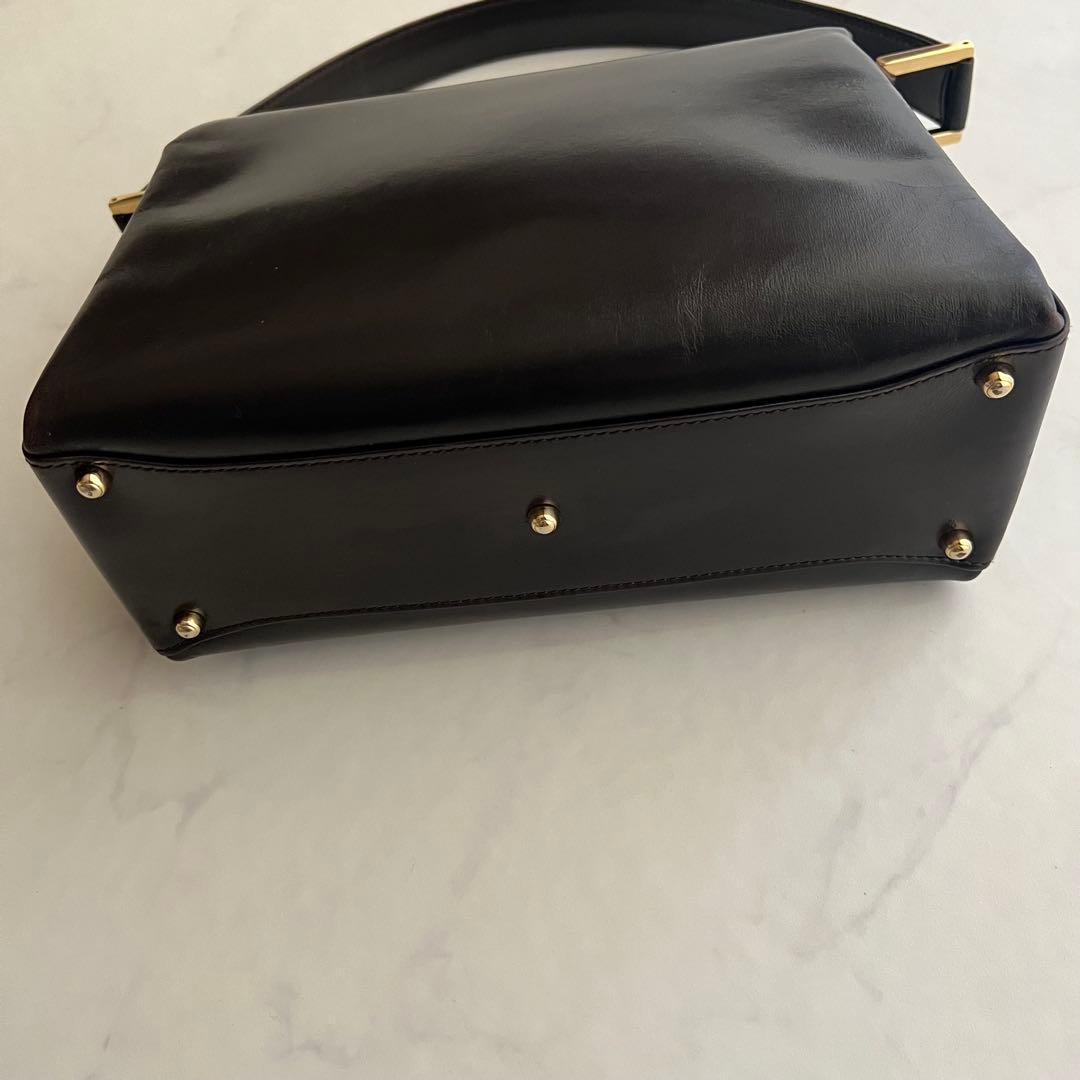 正規品 グッチ ショルダーバッグ ダークブラウン レザー 金具 ワンショルダー