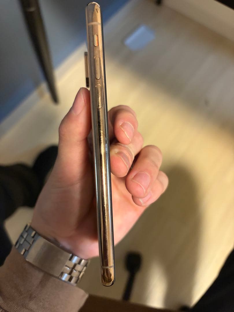 iPhoneXS 256GB SiMフリー