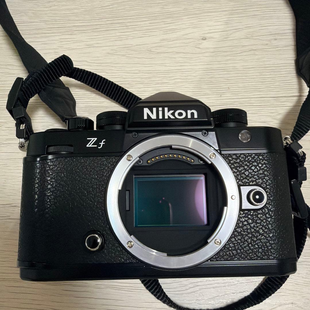 Nikon Zf ミラーレス一眼カメラ ブラック