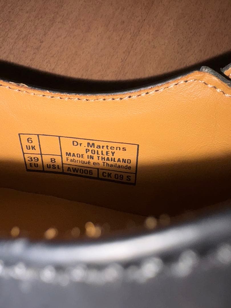 Dr. Martens UK6 ブラック Tストラップシューズ