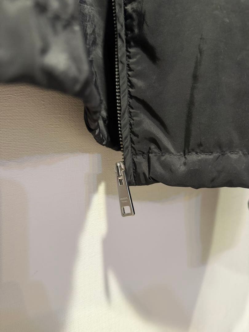 PRADA プラダ ブラックナイロンジャケット フード