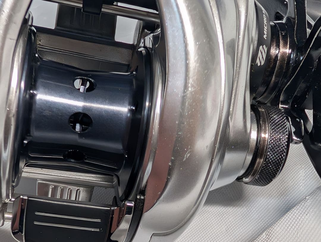 シマノ　16 メタニウム MGL 右　管473FJ 日本製