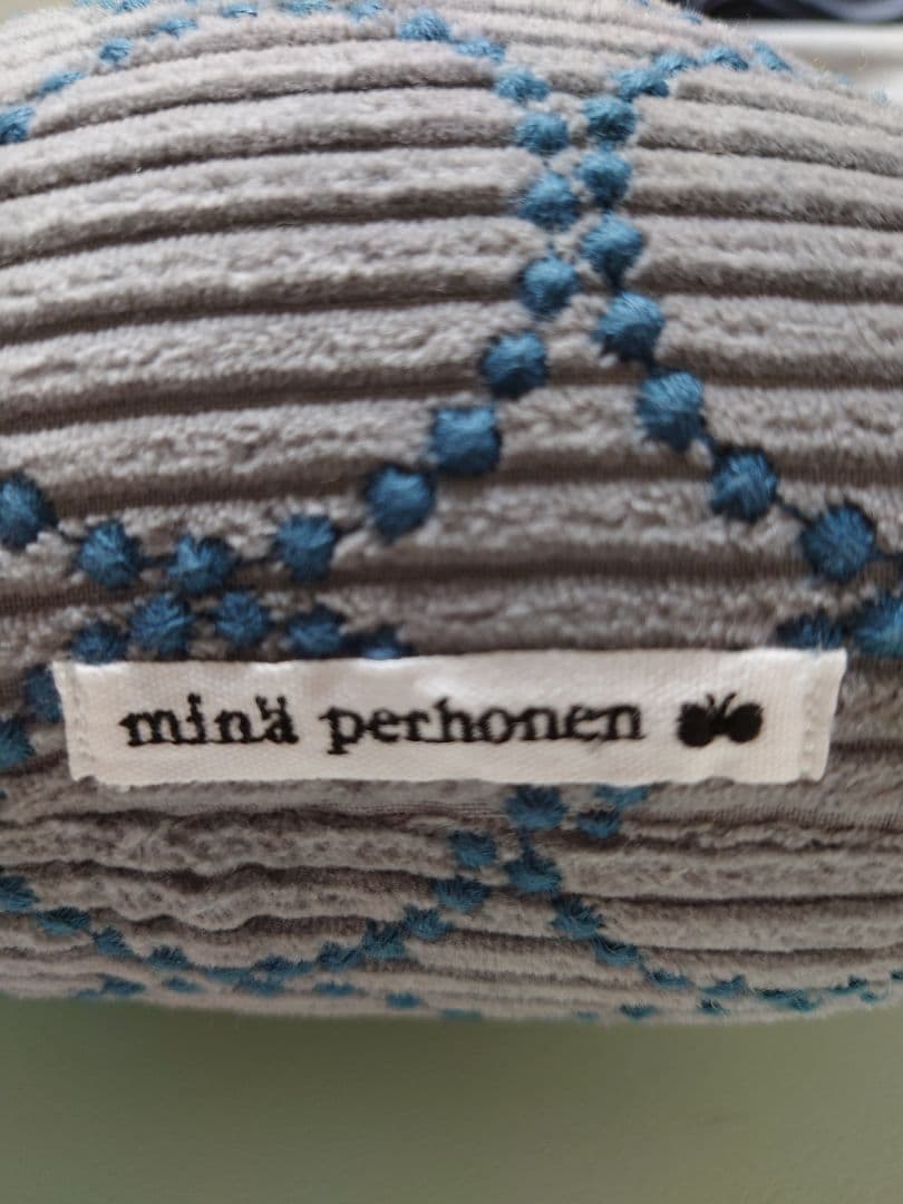 ミナペルホネン　こうさぎクッションタンバリン　グレー/グリーン