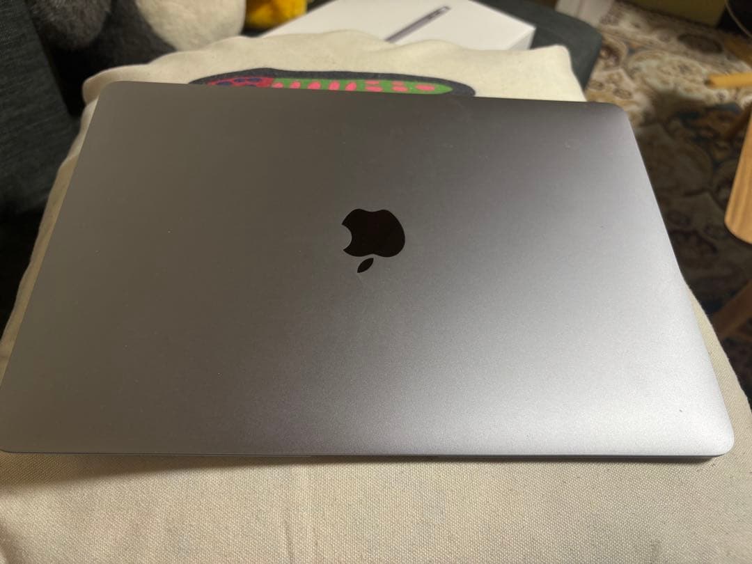 【美品】MacBook M1（2020）スペースグレー