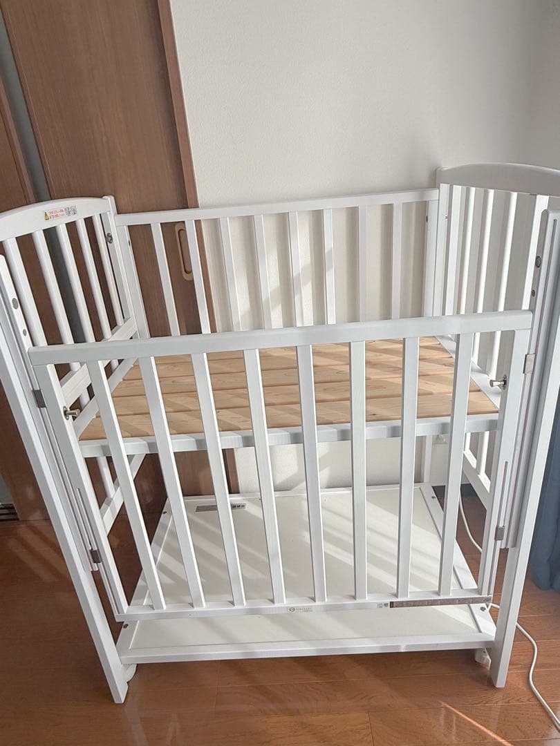 ヤマサキ　ホワイト　ベビーベッド　コンパクト　ミニ　2オープン　yamasaki