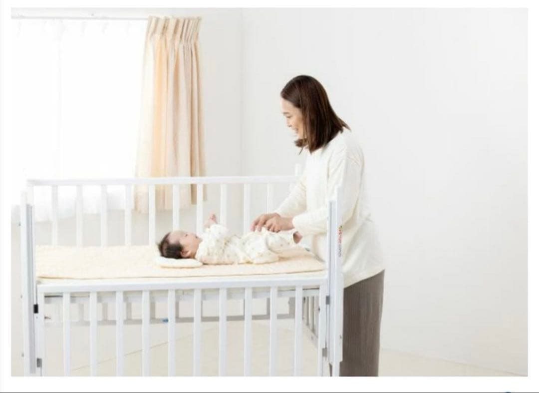 ヤマサキ　ホワイト　ベビーベッド　コンパクト　ミニ　2オープン　yamasaki