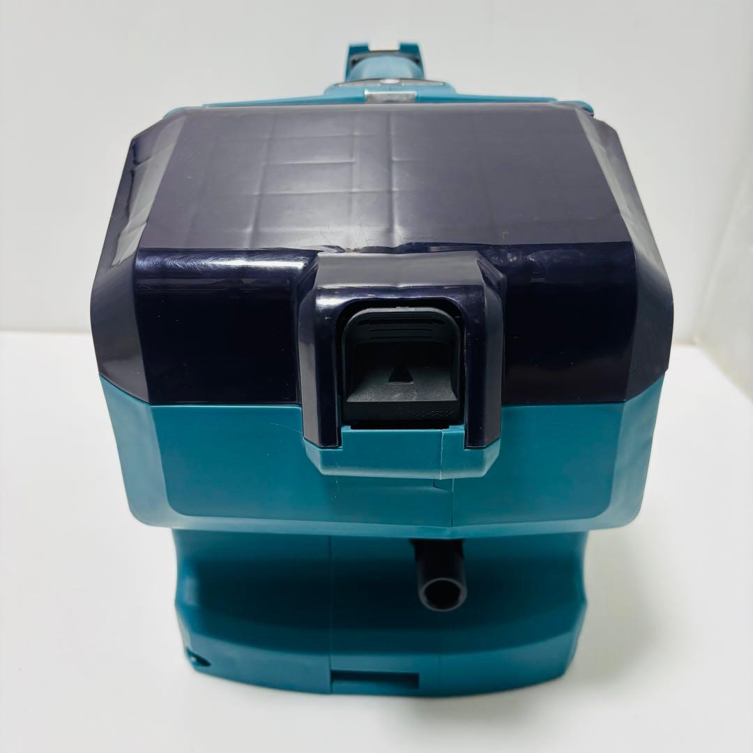 展示品 マキタ 充電式高圧洗浄機 36V（18V＋18V) MHW080DZK