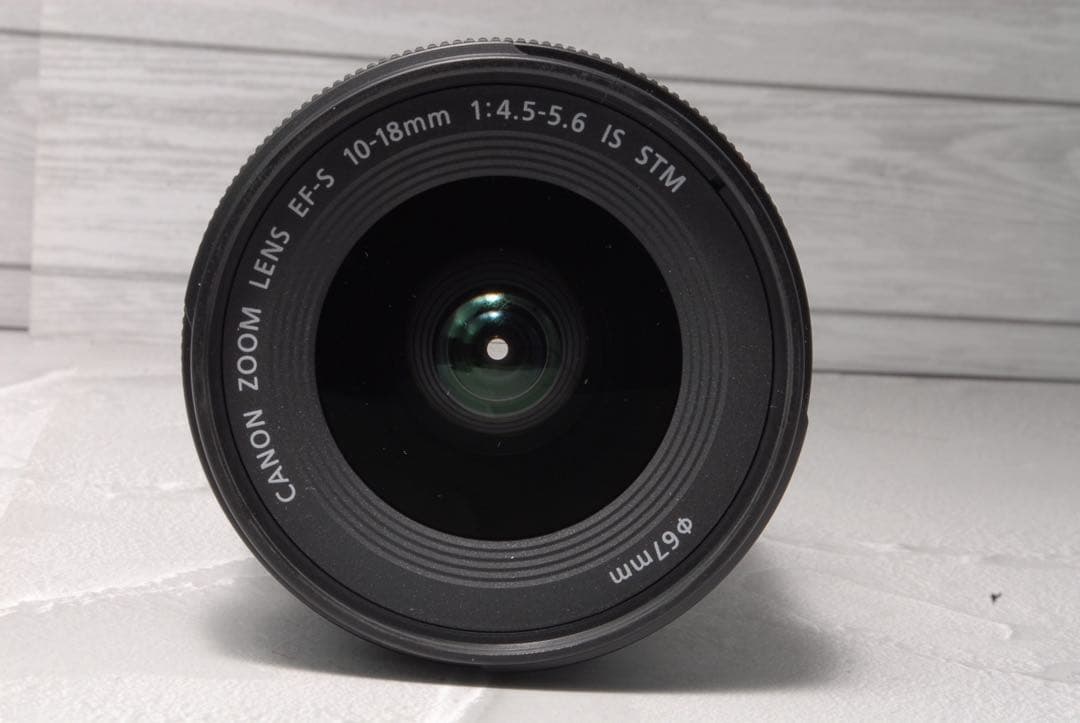 Canon EF-S 10-18mm F4.5-5.6 IS STM 超広角