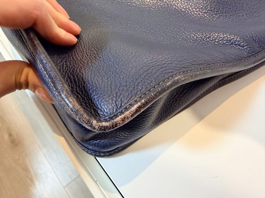 ロエベ ビジネスバッグ トレド アナグラム ロゴ A4可 レザー ネイビー