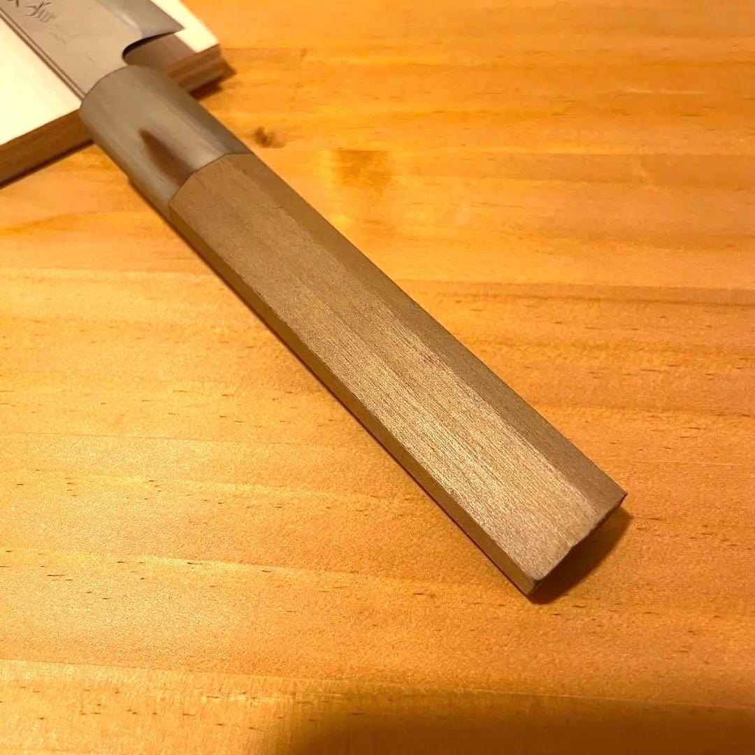 切付型柳刃包丁 7寸 21cm 研ぎ済み 切付け 刺身 八角柄 鏡面のような光沢