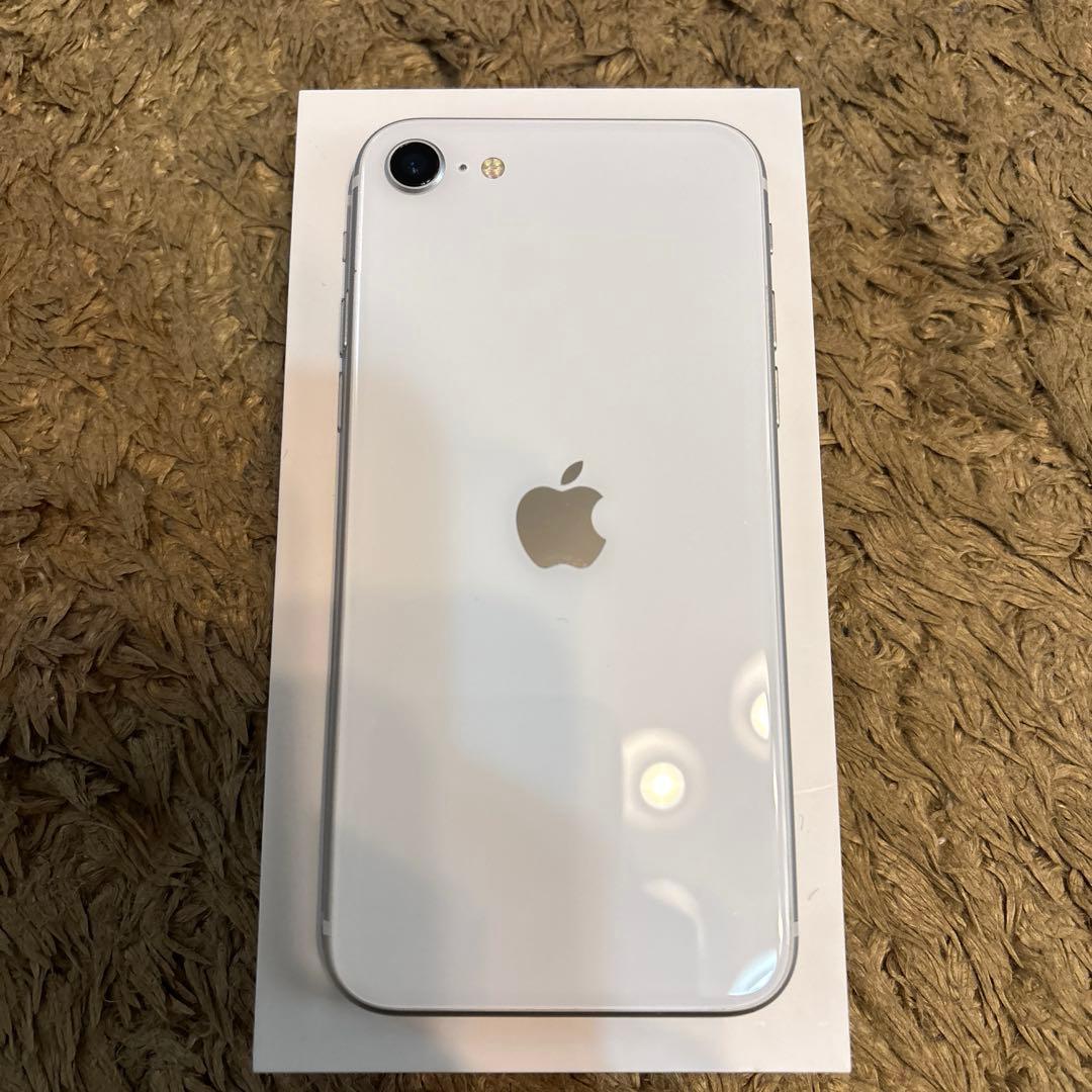 【美品】iPhone SE 第2世代 ホワイト 64GB 新品充電コード付き