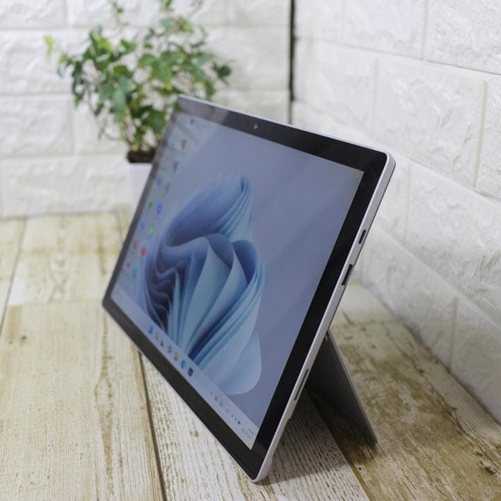 白黒surface pro7プラス バッテリー良好 タッチパネル