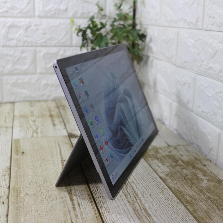 白黒surface pro7プラス バッテリー良好 タッチパネル