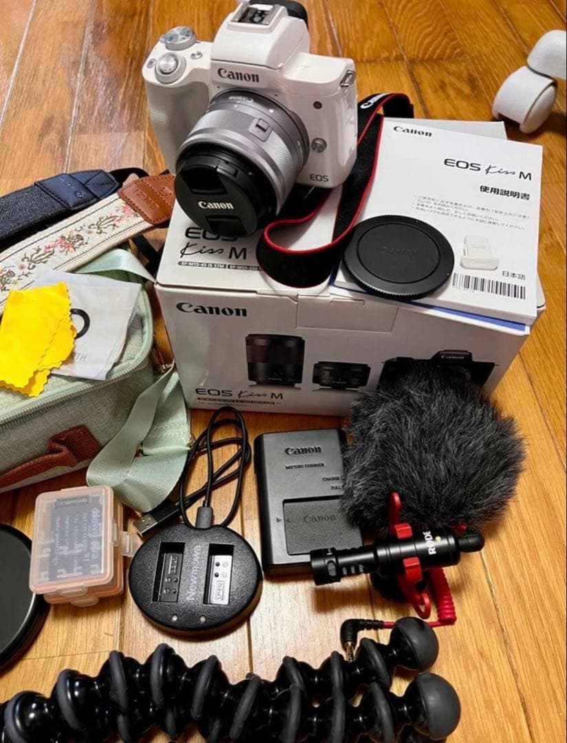 Canon EOS Kiss M ホワイト セット ※ミラーレス