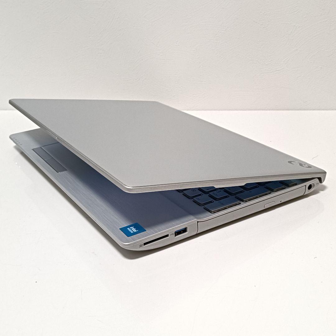 2024年 富士通 Windows11 15.6型 ノートパソコン SSD