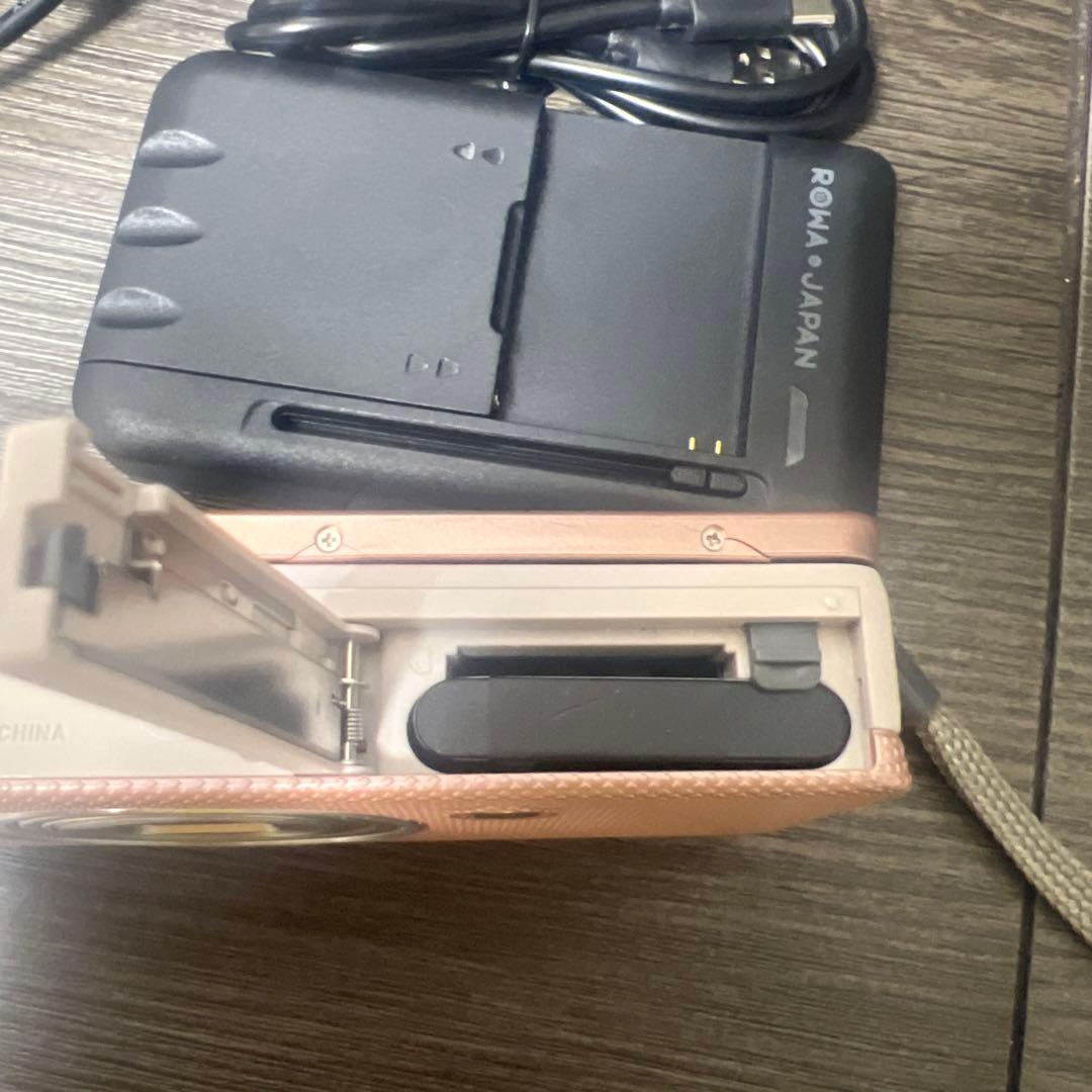 ま*も様 CASIO EXLIM EX-ZR50ピンク コンパクトデジタルカメラ