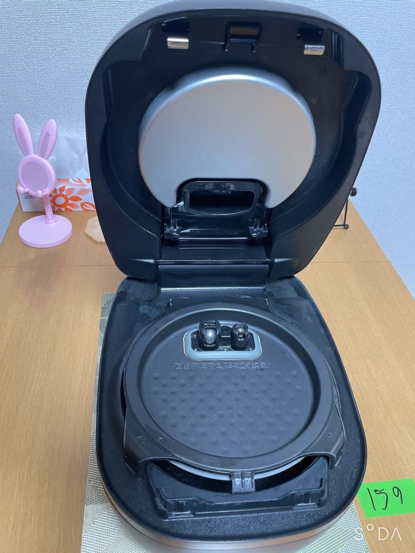 タイガー 土鍋圧力IH炊飯ジャー（5.5合炊き）JPH-A102