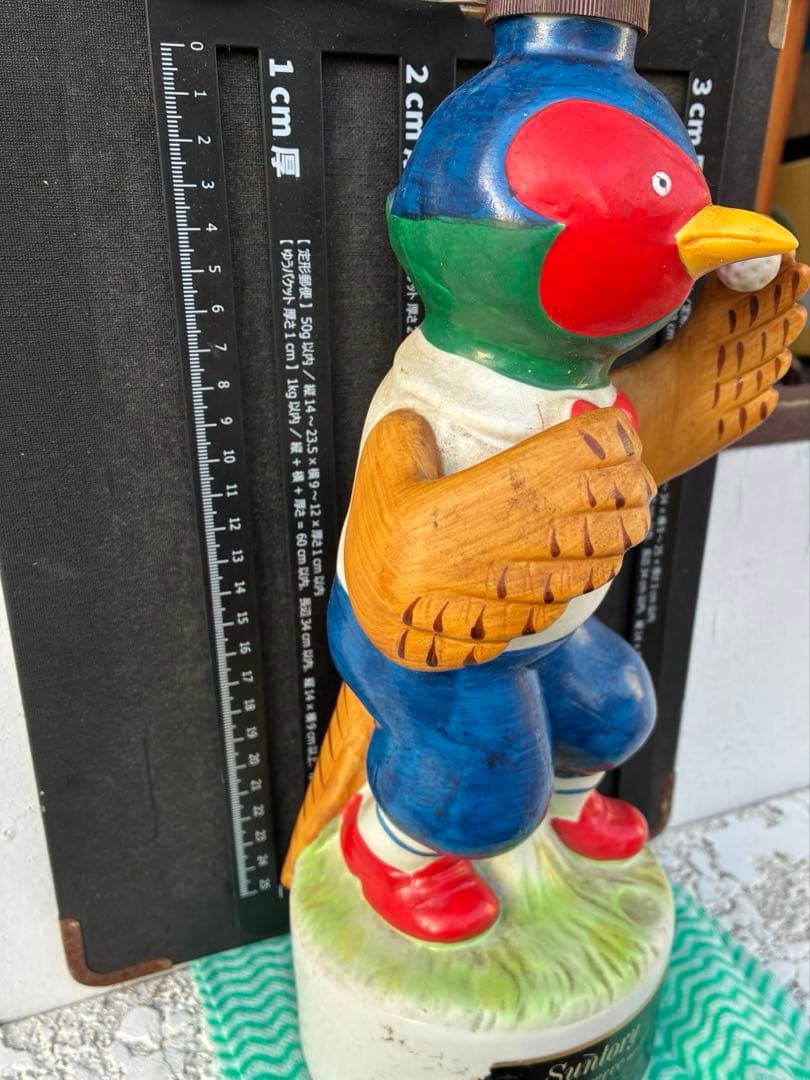 サントリー 鳥型ボトル ゴルフボール付き　1989年