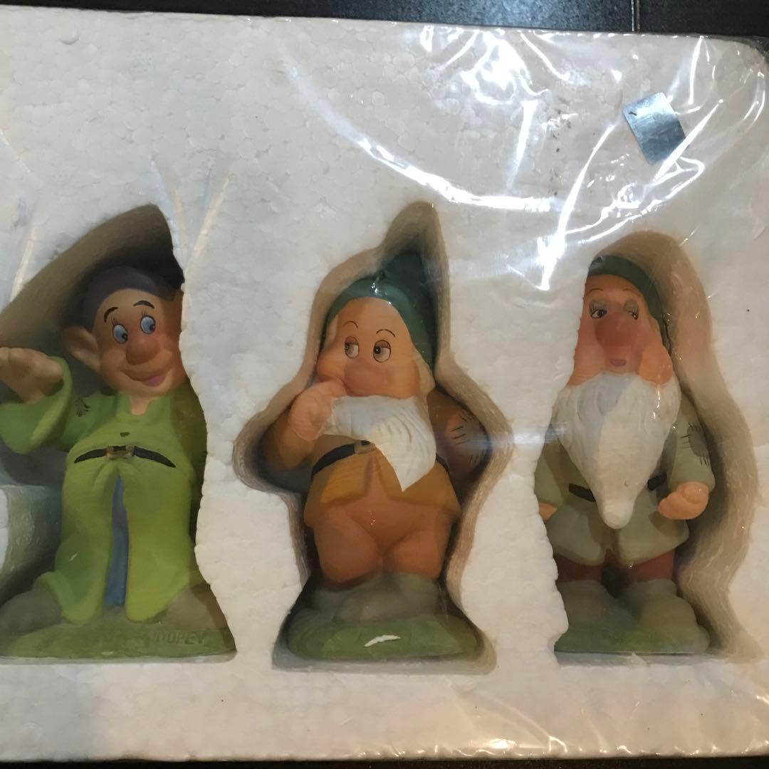 ディズニー　白雪姫　七人の小人　ガーデニング　置物フィギュア