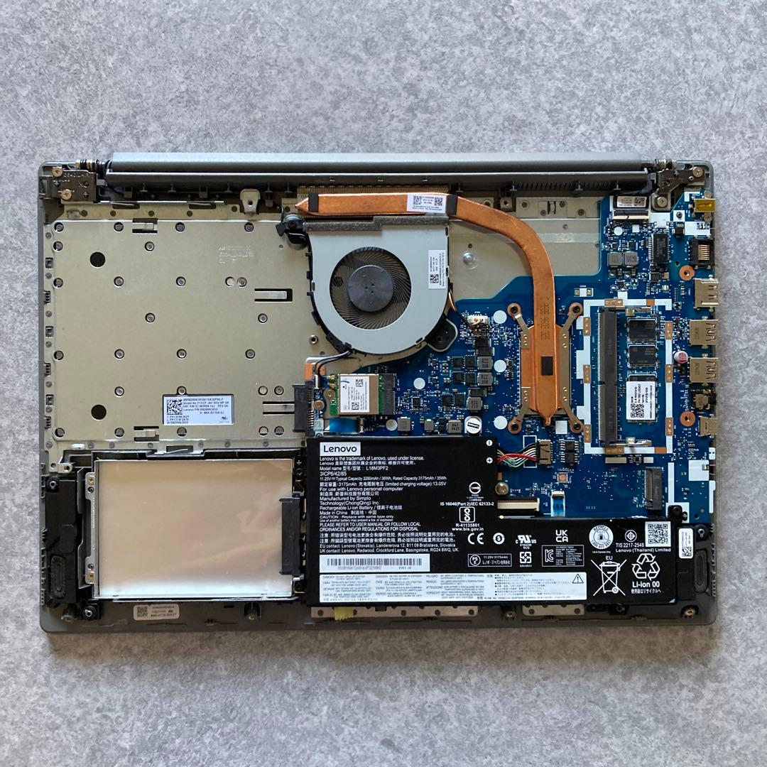 ジャンク 動作未確認 液晶割れ Lenovo IdeaPad L360i