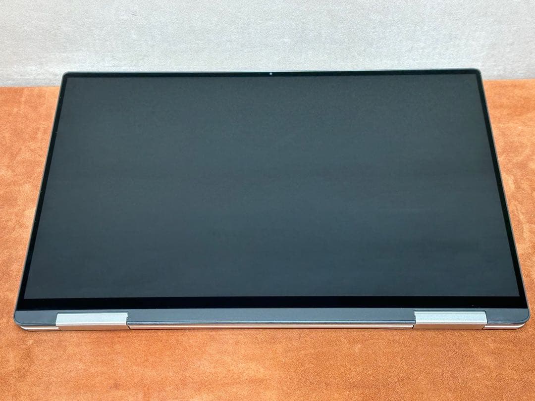 Dell XPS 7390 2-in-1 Core i5 10世代