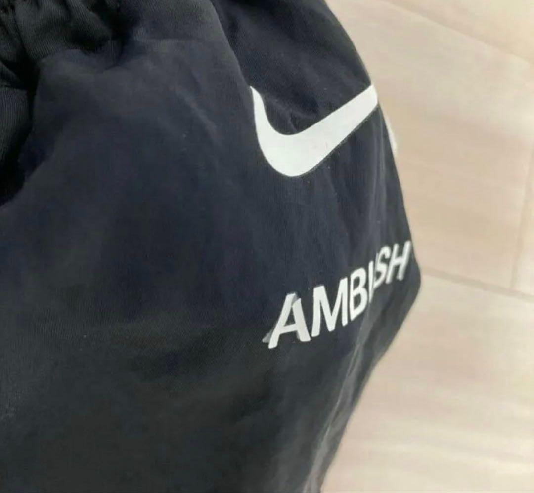 NIKExAMBUSHナイロンセットアップ