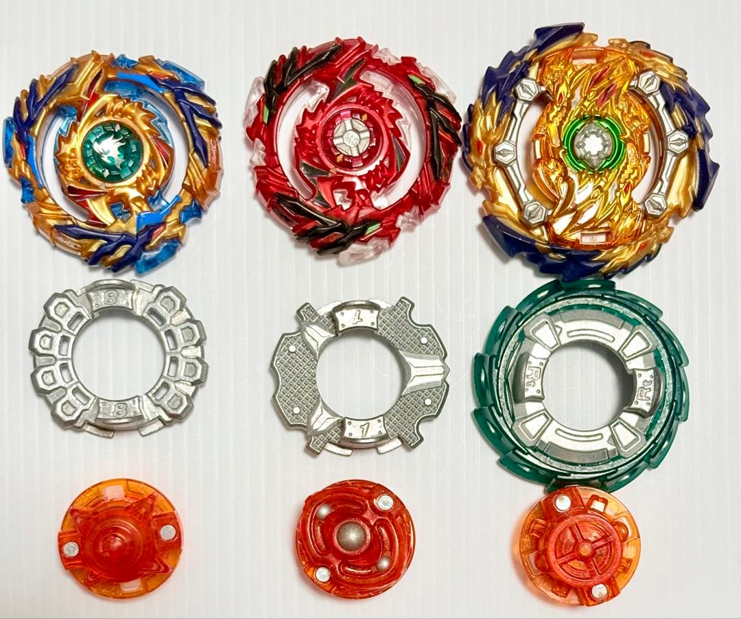 ベイブレードバースト 歴代ファブニル シューター付き シール付き 説明文必読