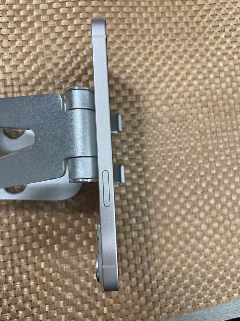 iPhone 14 256 GB スターライトSIMフリー【1267】