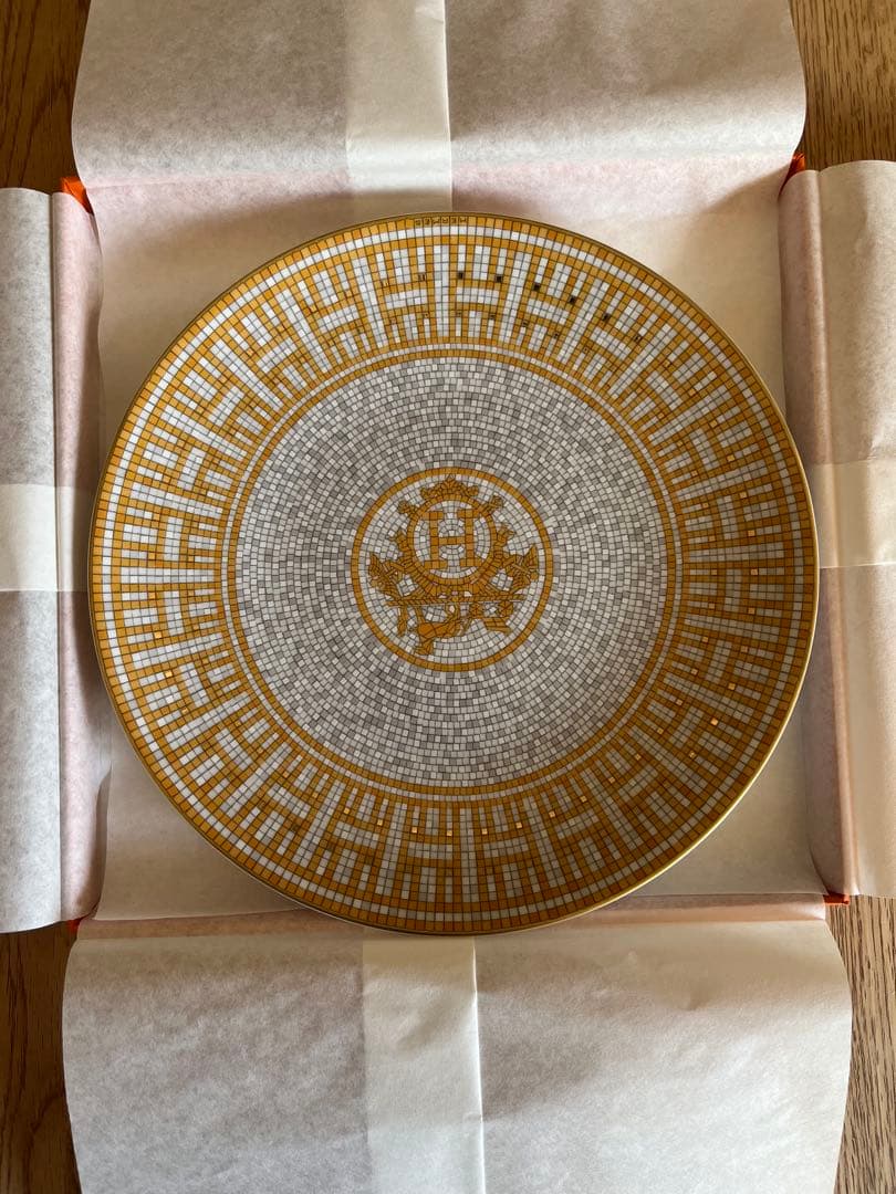 【新品】エルメス　デザートプレート 〈モザイク 24〉 ゴールド
