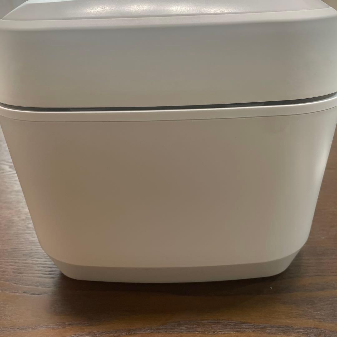 HITACHI RZ-V100HM 炊飯器 蒸気カット　2024年製