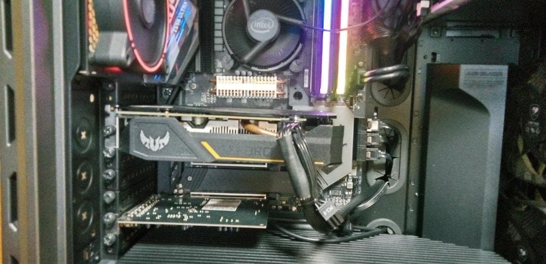 ASUS　TUF GAMING GeForce GTX1660Super 6GB