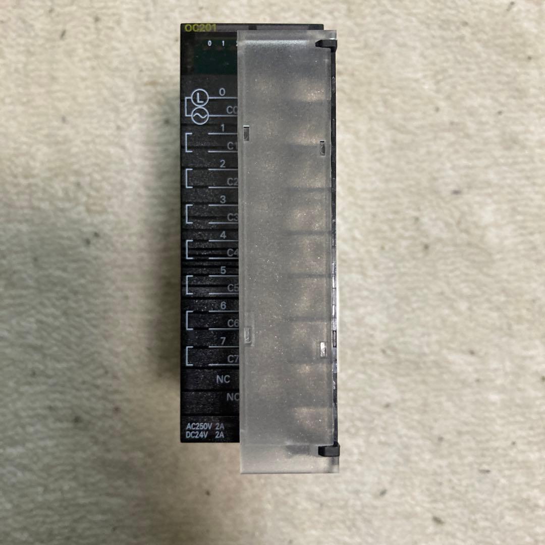 CJ1W-OC201 リレー独立接点出力ユニット 出力8点 (OMRON)