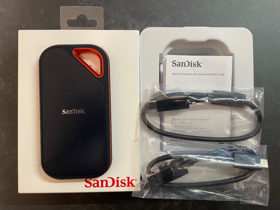 外付けハードディスク・ドライブ SanDisk Extreme Pro Portable SSD 4TB