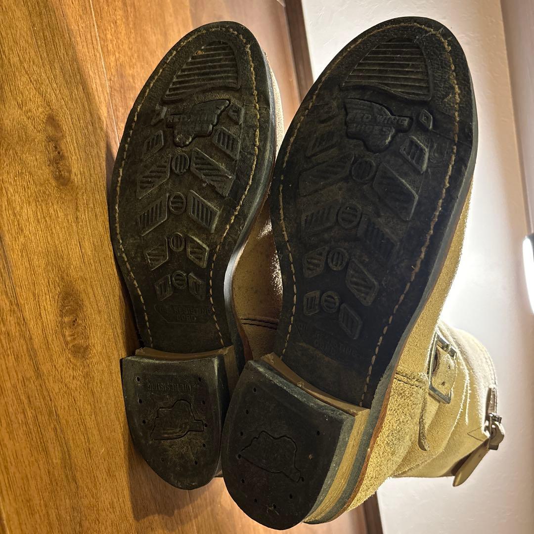 レッドウィング　ヌバック　ベージュ　エンジニアブーツ