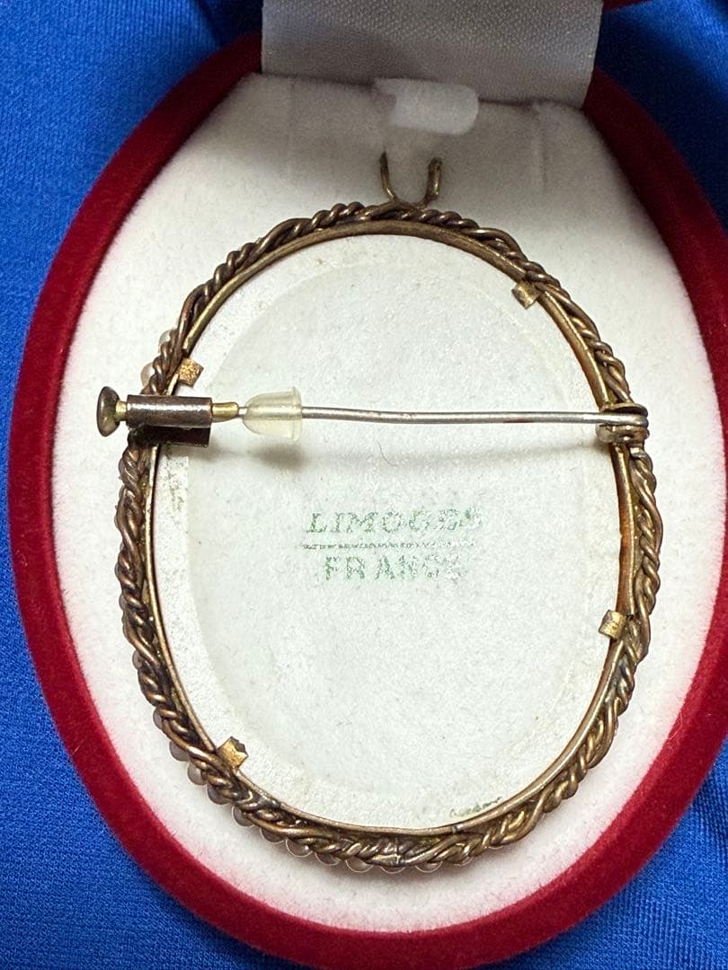 【シュウシュウ】リモージュ 貴婦人 ブローチ アンティーク