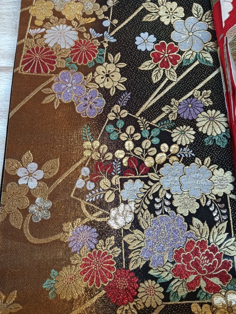 華やか振袖フルセット　赤　古典柄　金駒刺繍　身丈161.5 裄 65　お値打ち