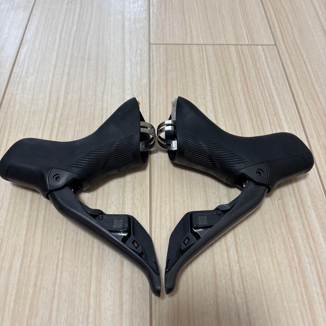 シマノ ULTEGRA Di2 ST-R8170 STIレバー 左右セット