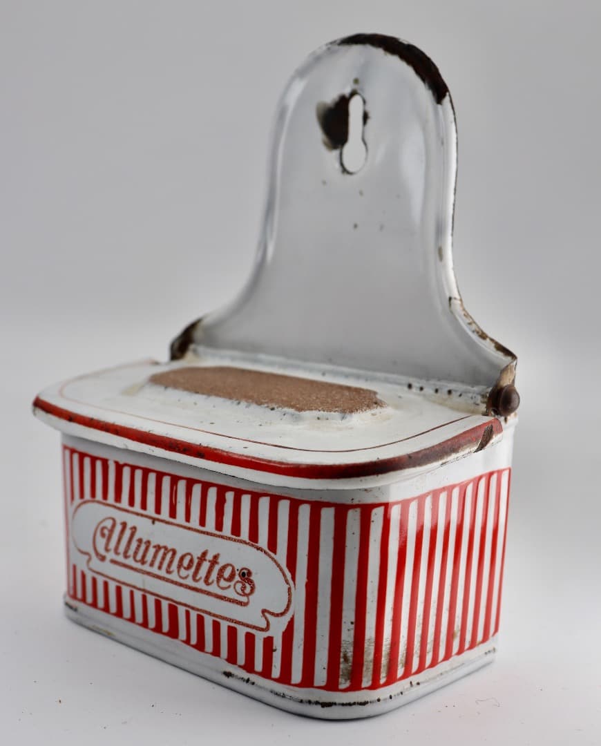 アンティーク・アルメット缶（マッチ入れ） フランスBB社製